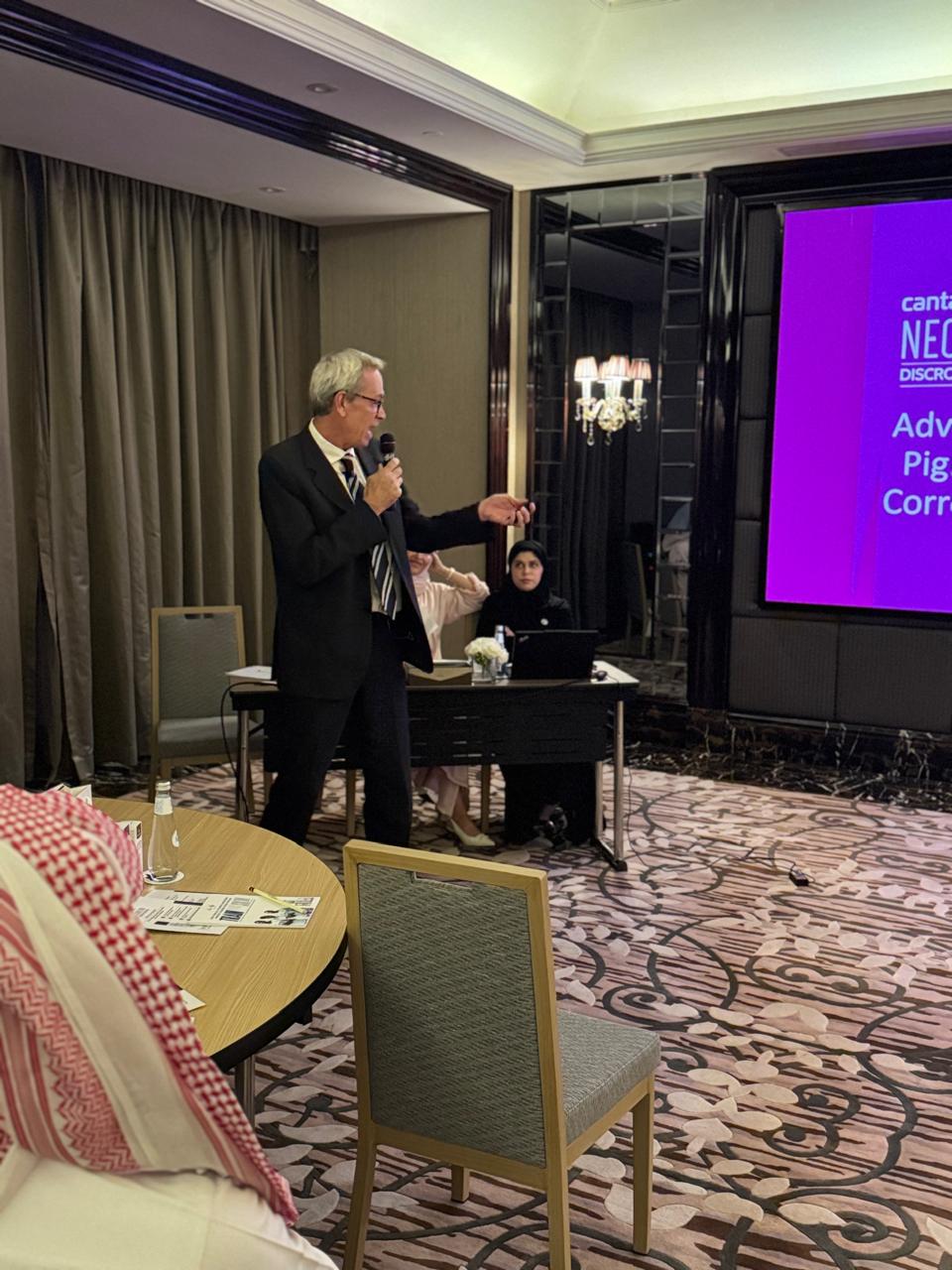 ليلة سعودية مشرقة في الرياض: فعالية علمية رائدة تسلّط الضوء على مستقبل علاجات التصبغات الجلدية في المملكة — slide 21