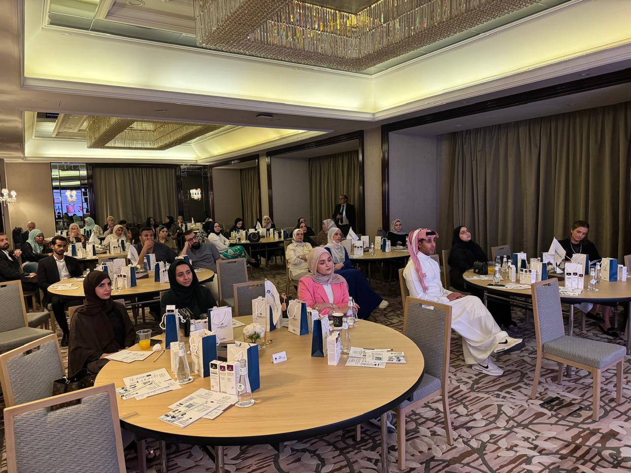 ليلة سعودية مشرقة في الرياض: فعالية علمية رائدة تسلّط الضوء على مستقبل علاجات التصبغات الجلدية في المملكة — slide 24