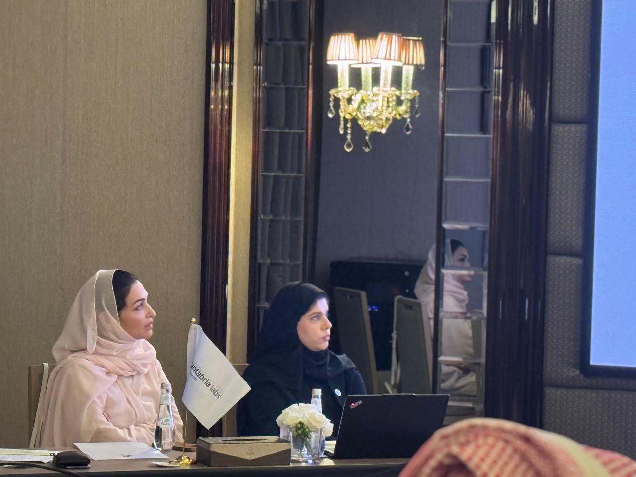 ليلة سعودية مشرقة في الرياض: فعالية علمية رائدة تسلّط الضوء على مستقبل علاجات التصبغات الجلدية في المملكة — slide 40