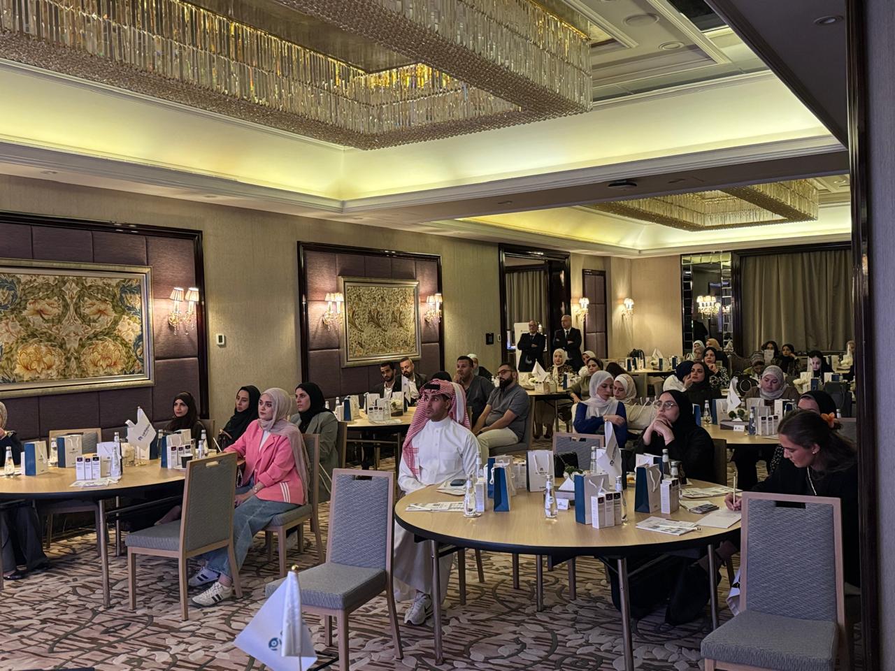 ليلة سعودية مشرقة في الرياض: فعالية علمية رائدة تسلّط الضوء على مستقبل علاجات التصبغات الجلدية في المملكة — slide 43