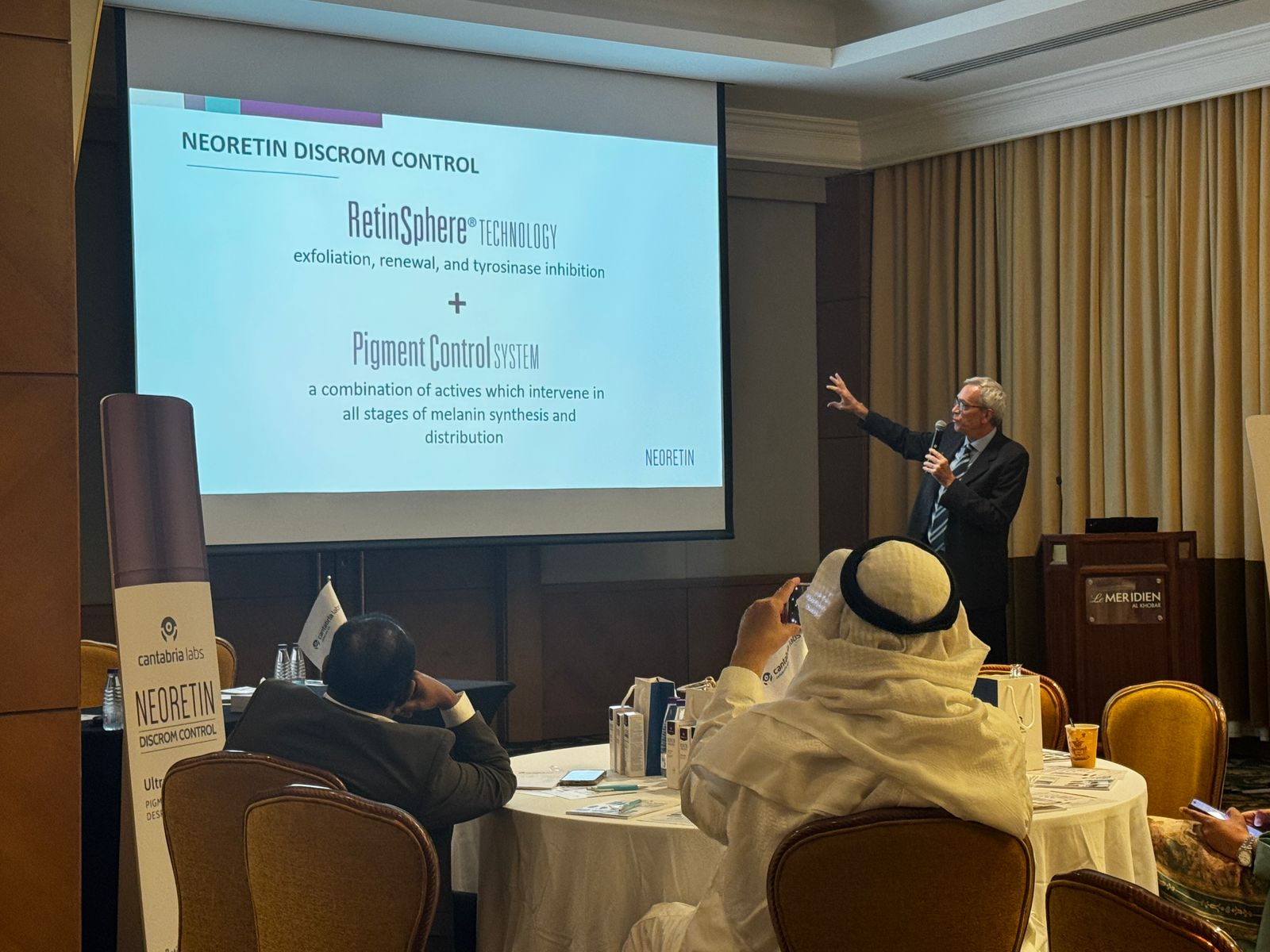 ليلة سعودية مشرقة في الخبر: العلم والابتكار يجتمعان لتسليط الضوء على أحدث تقنيات علاج التصبغات الجلدية — slide 27